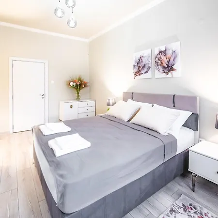 Apartamento 2br Downtown Next To Nevski Cathedral - Ac *